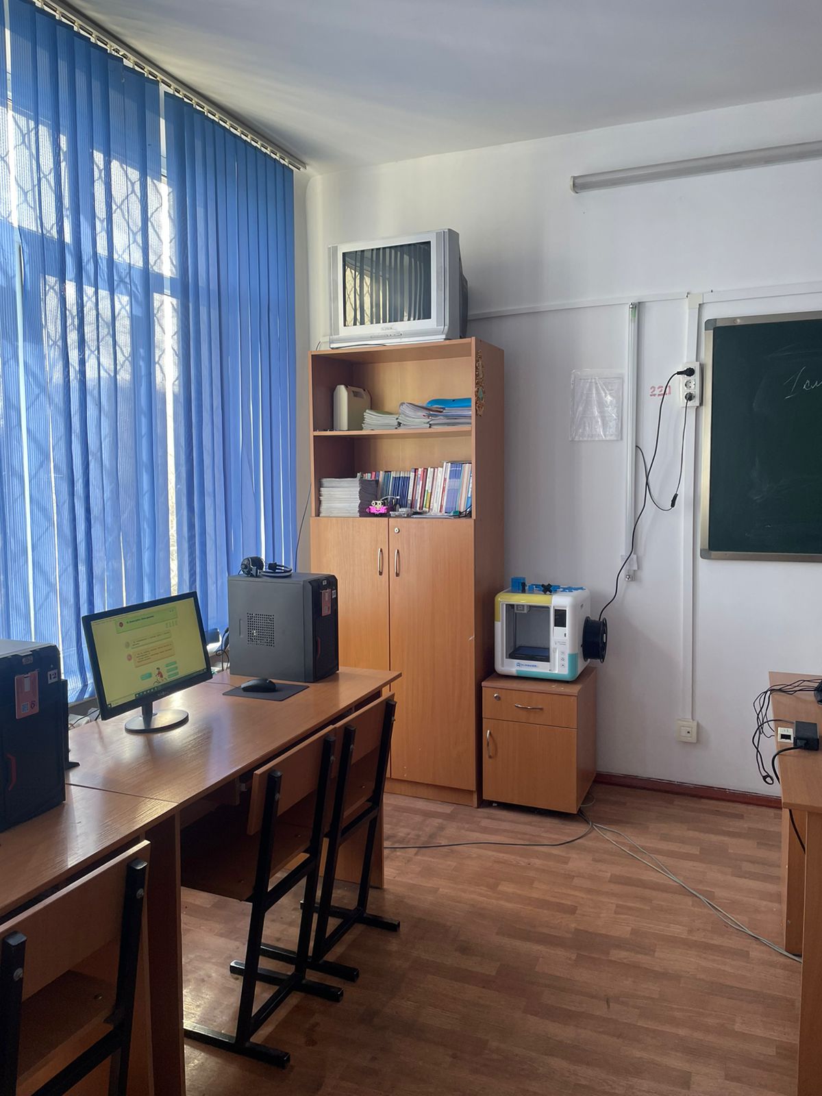 Компьютерлік техникасы бар оқу кабинеті